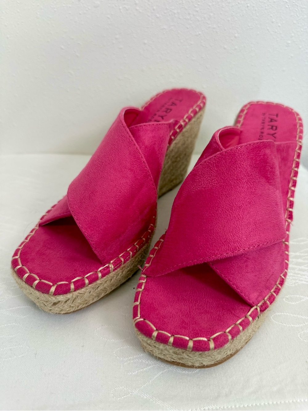TARYN by Taryn Rose Hot Pink Espadrille Wedge Sandals Size 10 NWOT